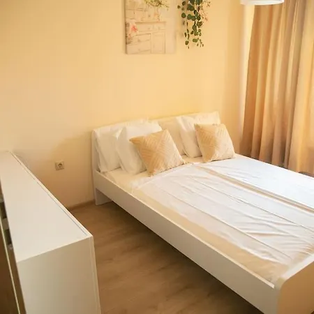 South Bay Vacation Varna