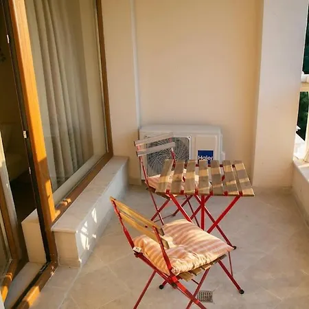 Апартамент South Bay Vacation Варна